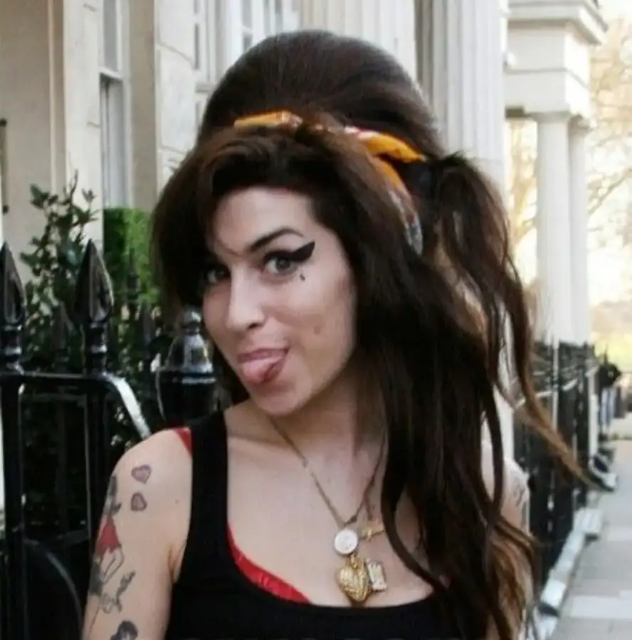 Amy Winehouse — Özel Sanatçılar portresi