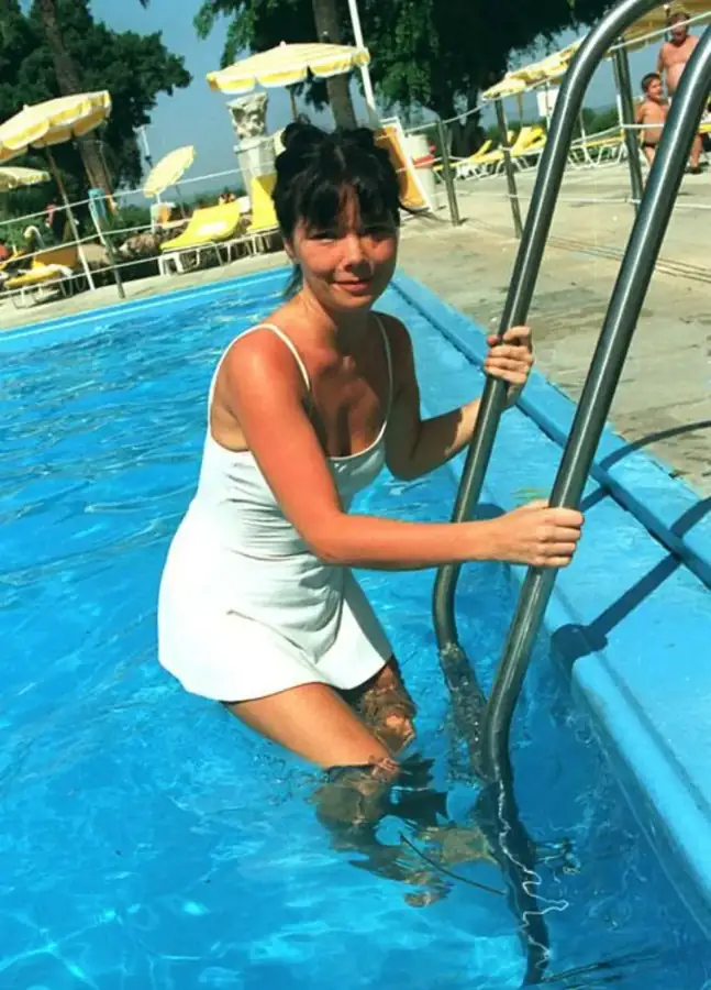 Björk özel sanatçılar, fotoğraf 2