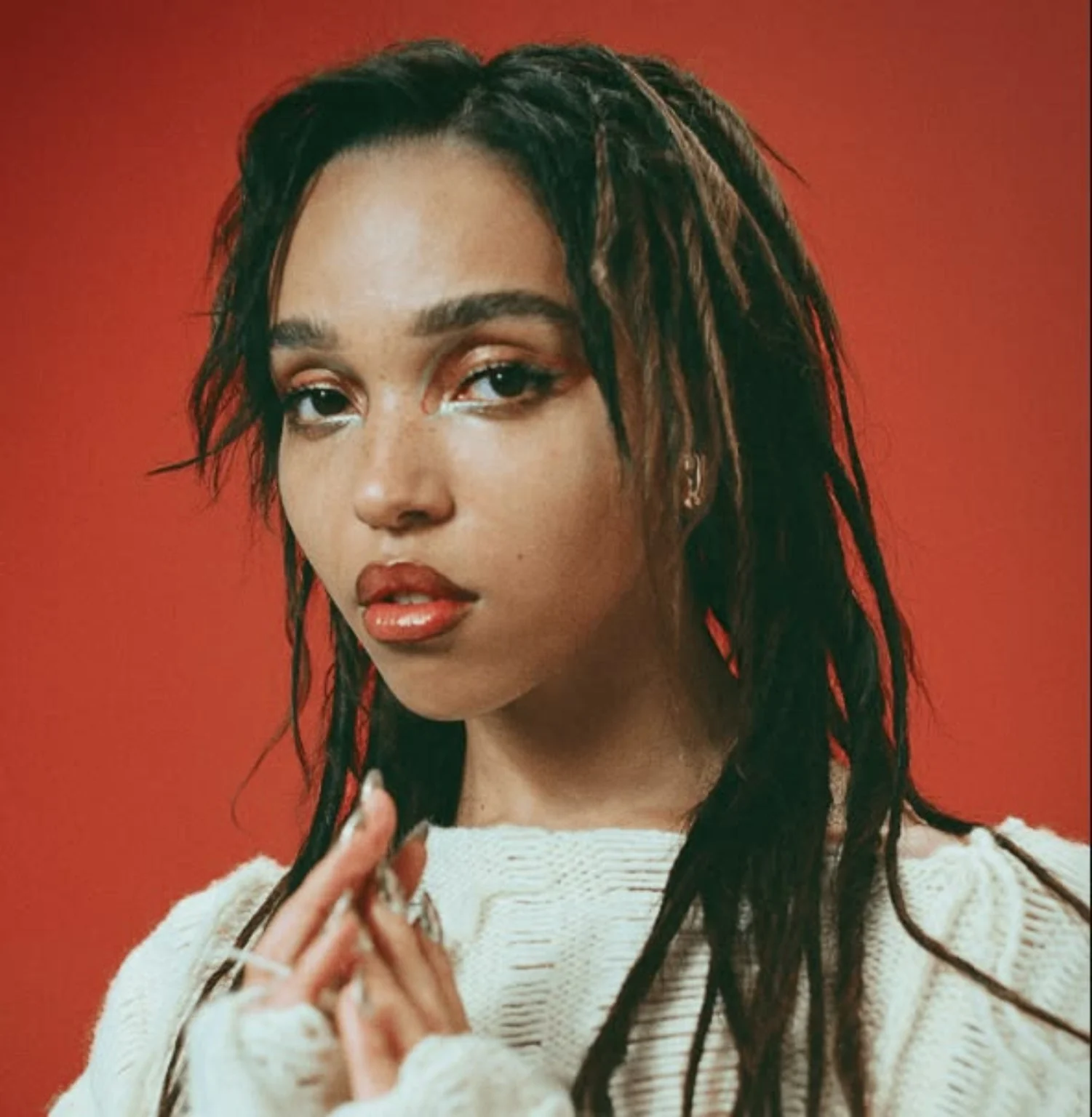 FKA twigs sepyadamusic editoryal görseli