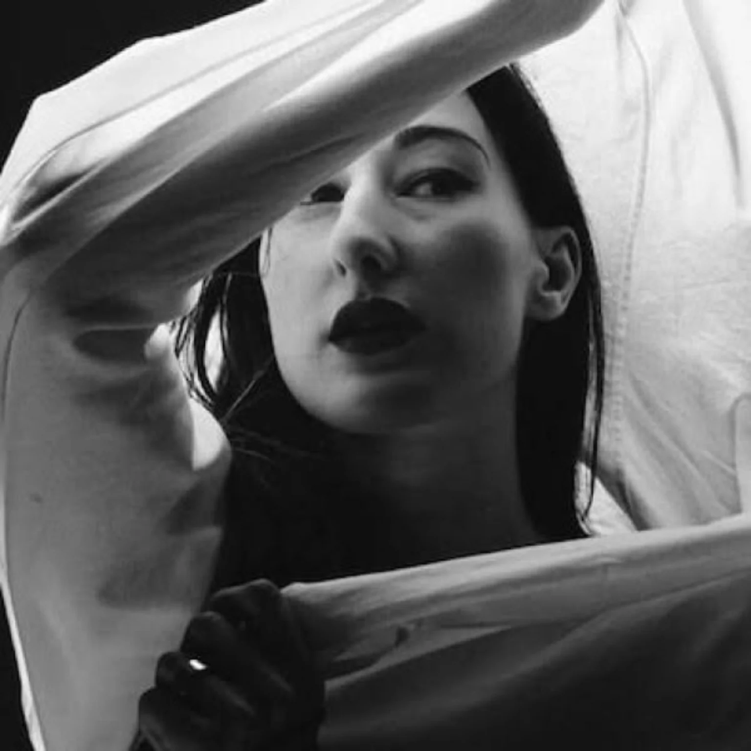 Zola Jesus editoryal görseli 4